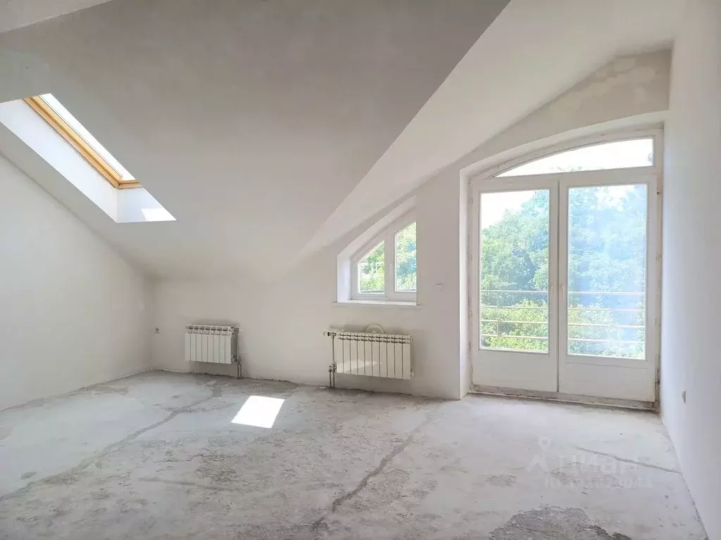 3-к кв. Калининградская область, Калининград ул. Юрия Гагарина (240.0 ... - Фото 2