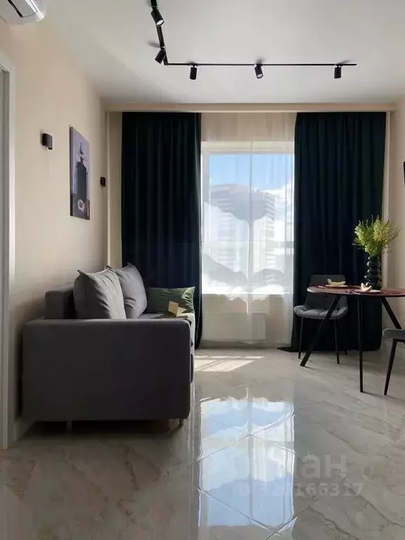 1-к кв. Свердловская область, Екатеринбург ул. Онежская, 4 (53.0 м) - Фото 2