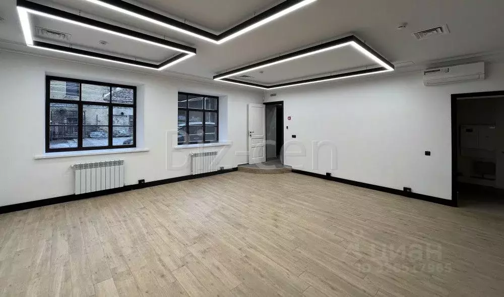 Офис в Москва ул. Сергия Радонежского, 19С3 (100 м) - Фото 1