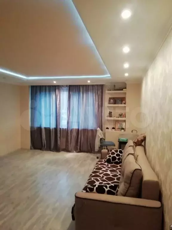 2-к. квартира, 65 м, 1/12 эт. - Фото 1