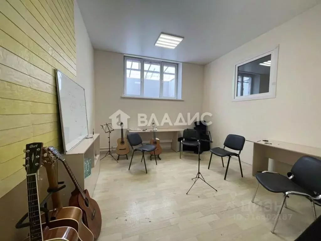 Помещение свободного назначения в Новосибирская область, Новосибирск ... - Фото 0
