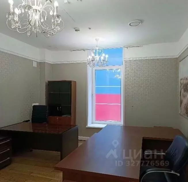 Офис в Москва ул. Арбат, 10 (75 м) - Фото 1