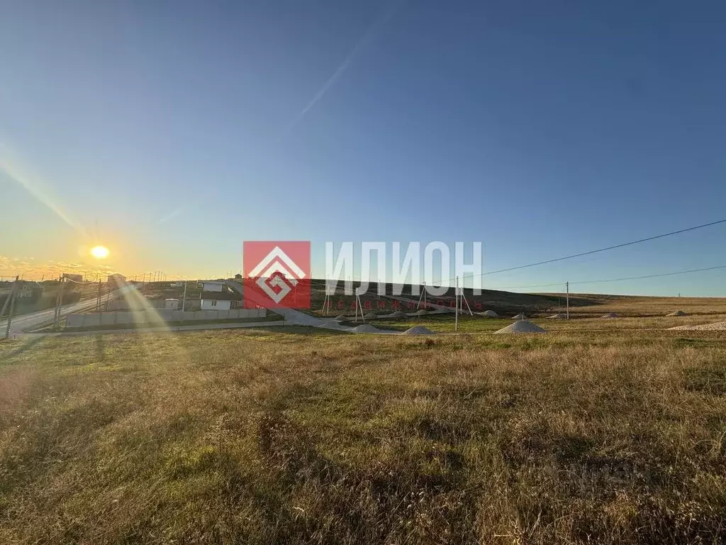 Участок в Севастополь с. Осипенко, ул. Ветеранов (4.0 сот.) - Фото 2