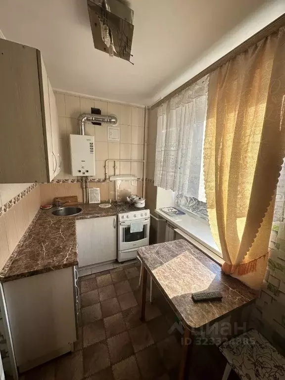 1-к кв. Ростовская область, Таганрог Колхозный пер., 2 (35.0 м) - Фото 1