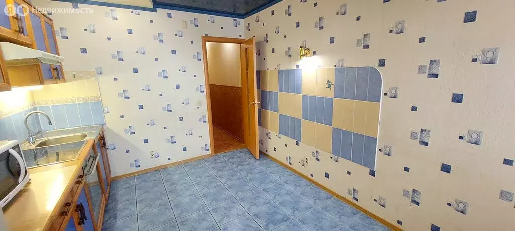 2-комнатная квартира: Киров, проспект Строителей, 52 (70.2 м) - Фото 1