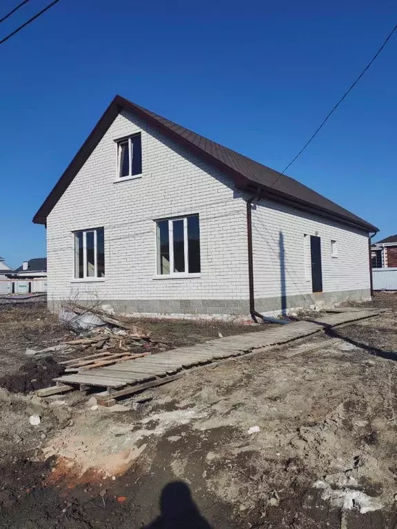 Дом в Ростовская область, Неклиновский район, с. Новобессергеневка ул. ... - Фото 0