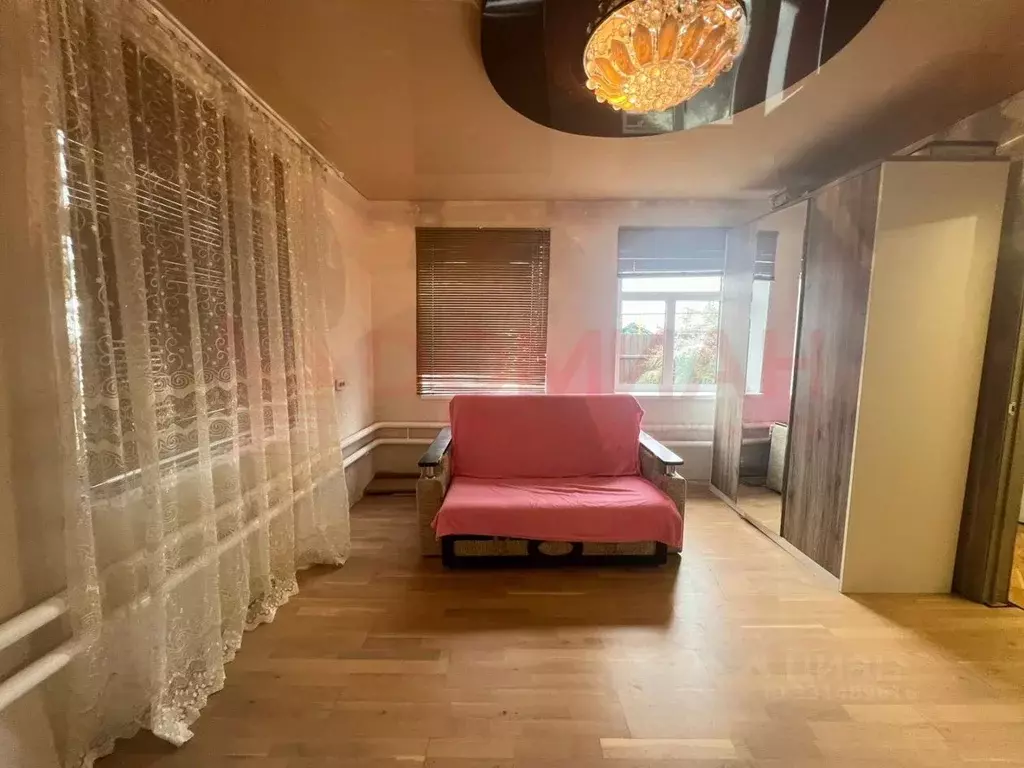 Дом в Ростовская область, Шахты Севастопольский пер. (50 м) - Фото 1