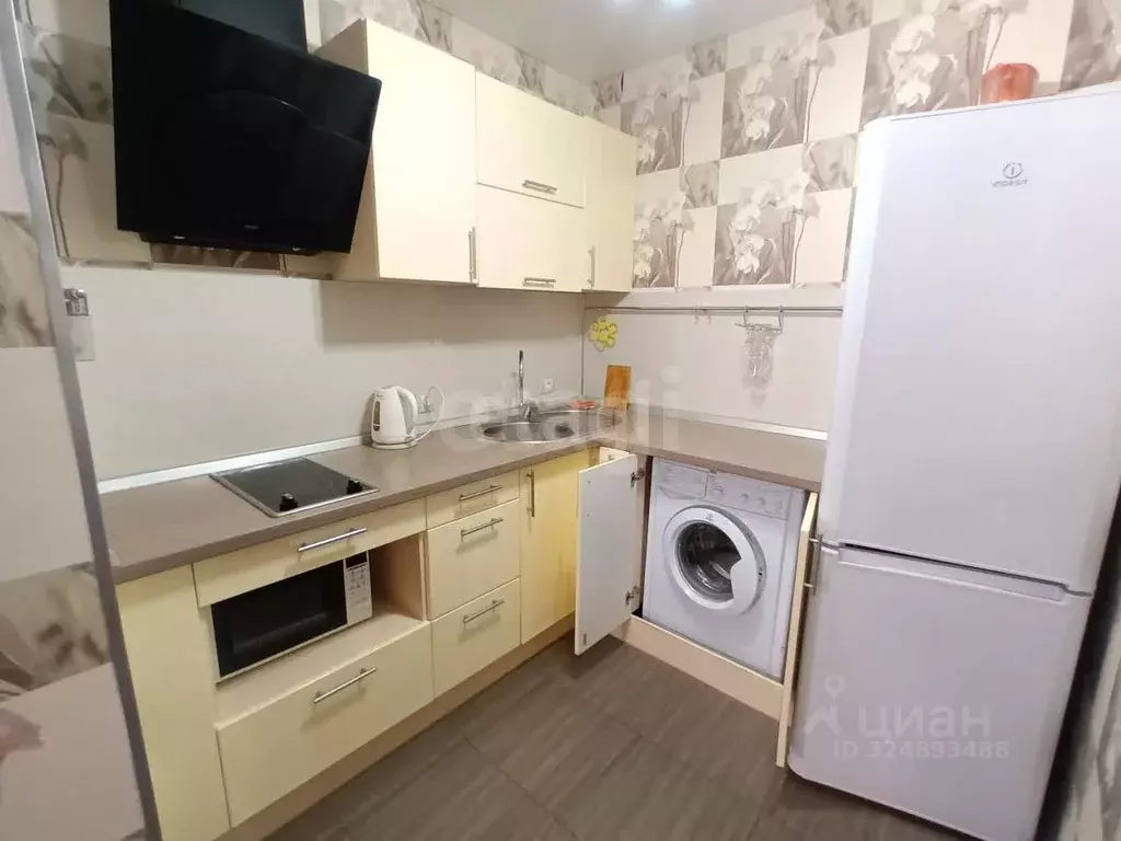 Студия Архангельская область, Архангельск Поморская ул., 34к2 (39.7 м) - Фото 1