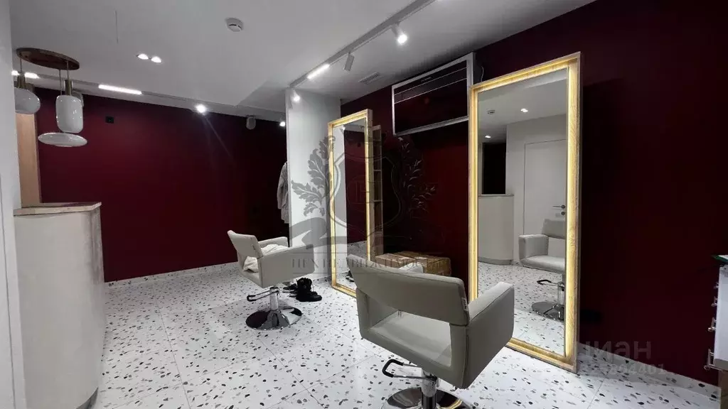 Помещение свободного назначения в Санкт-Петербург пос. Парголово, ул. ... - Фото 1