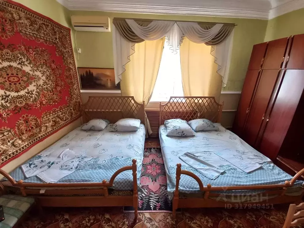 Дом в Крым, Евпатория ул. Караимская (58 м) - Фото 1