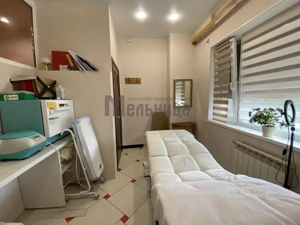 Помещение свободного назначения в Волгоградская область, Волгоград ул. ... - Фото 2