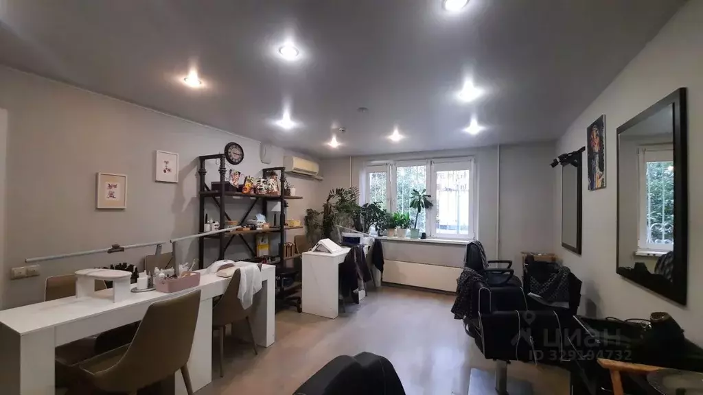 Помещение свободного назначения в Москва проезд Черепановых, 32 (114 ... - Фото 1