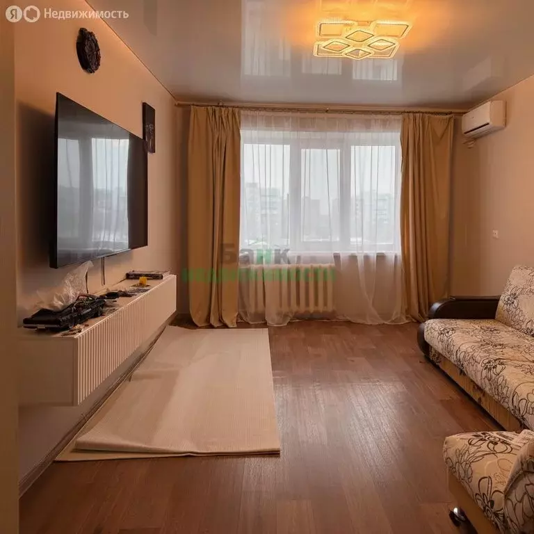 3-комнатная квартира: Балаково, улица Свердлова, 29 (62.7 м) - Фото 1