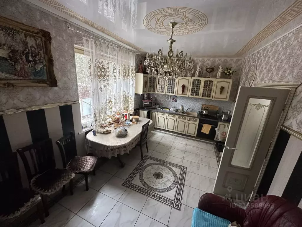 Дом в Ленинградская область, Гатчинский район, Вырица городской ... - Фото 0