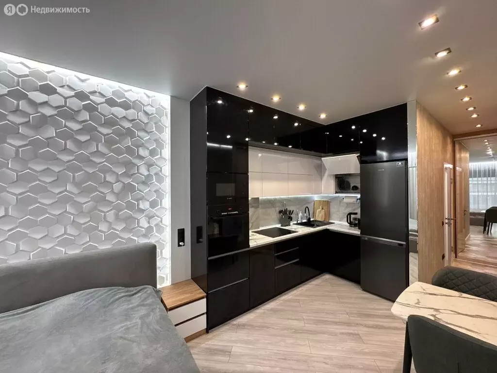 Квартира-студия: Екатеринбург, улица Ткачей, 13 (29.6 м) - Фото 0