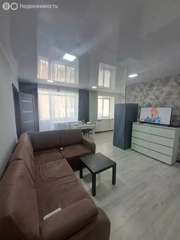 3-комнатная квартира: Воткинск, улица 1 Мая, 151 (58 м) - Фото 1