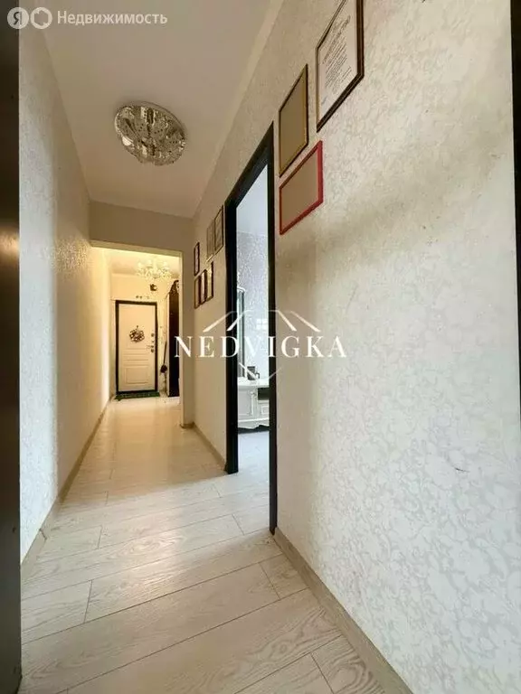3-комнатная квартира: Мирный, улица Аммосова, 100 (64.9 м) - Фото 1