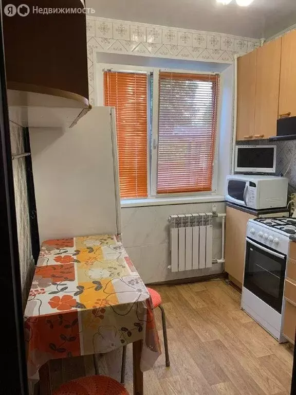 2-комнатная квартира: Мурманск, улица Капитана Буркова, 23 (45 м) - Фото 1
