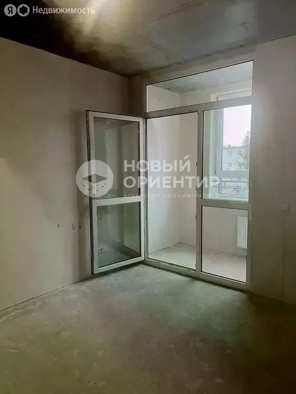 1-комнатная квартира: Екатеринбург, улица Пехотинцев, 1В (34.3 м) - Фото 1