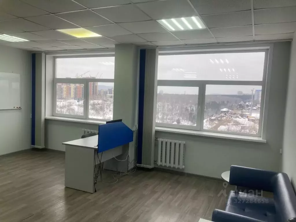 Помещение свободного назначения в Красноярский край, Красноярск ул. ... - Фото 2