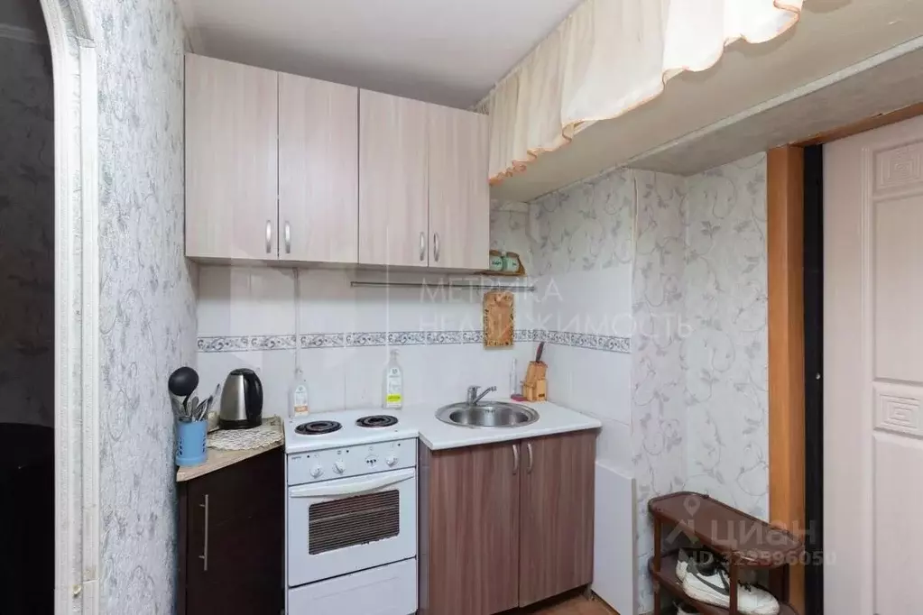 Студия Тюменская область, Тюмень ул. Декабристов, 152 (18.5 м) - Фото 0