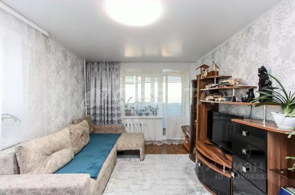 2-к кв. Тюменская область, Тюмень ул. Дружбы, 167 (47.8 м) - Фото 1
