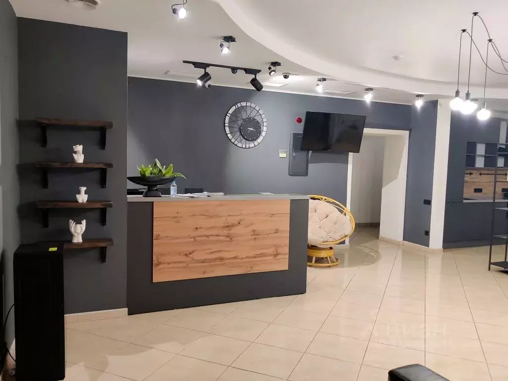 Помещение свободного назначения в Самарская область, Тольятти ул. ... - Фото 1