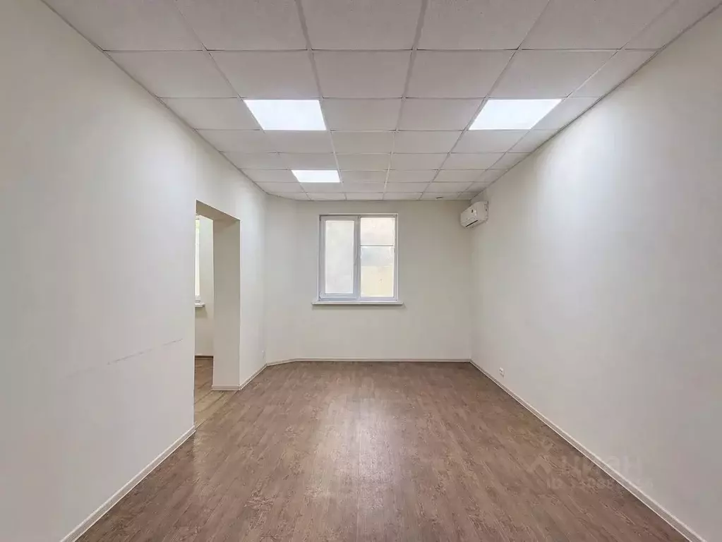 Помещение свободного назначения в Краснодарский край, Геленджик Парус ... - Фото 2