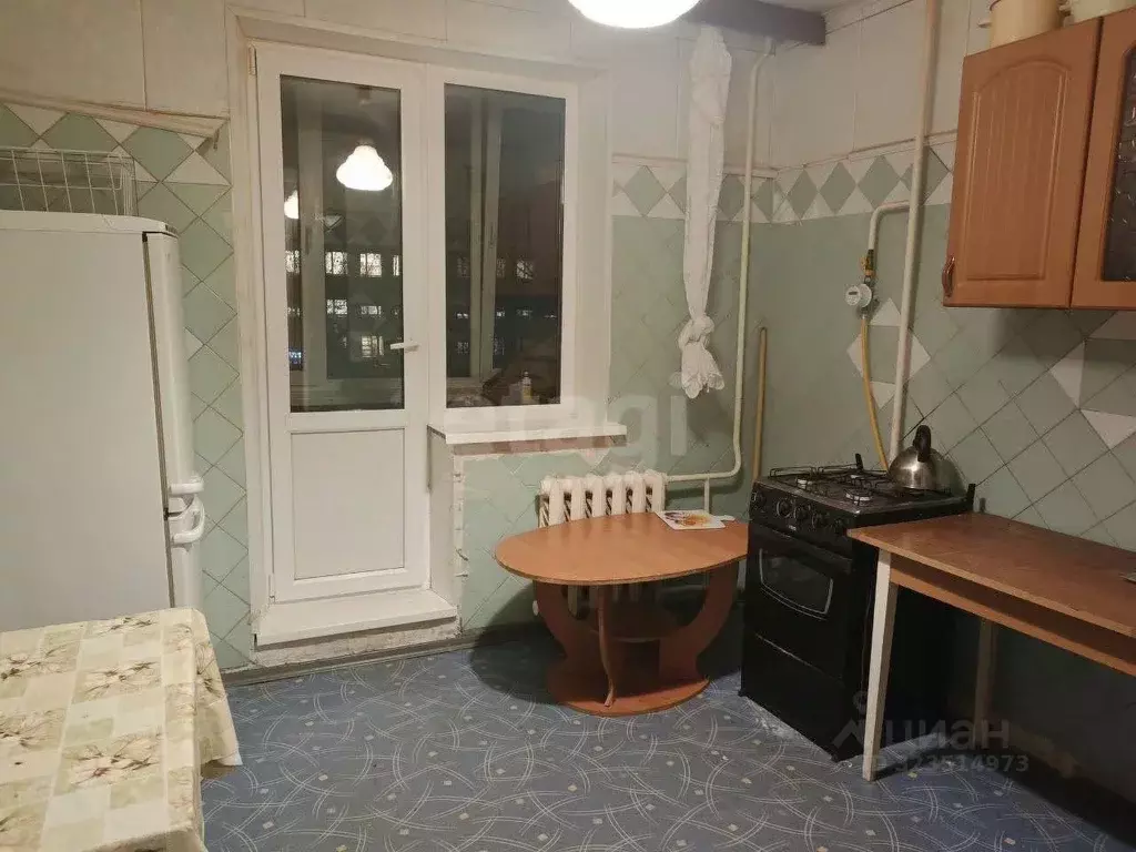 2-к кв. Ленинградская область, Кириши ул. Нефтехимиков, 10 (53.2 м) - Фото 1