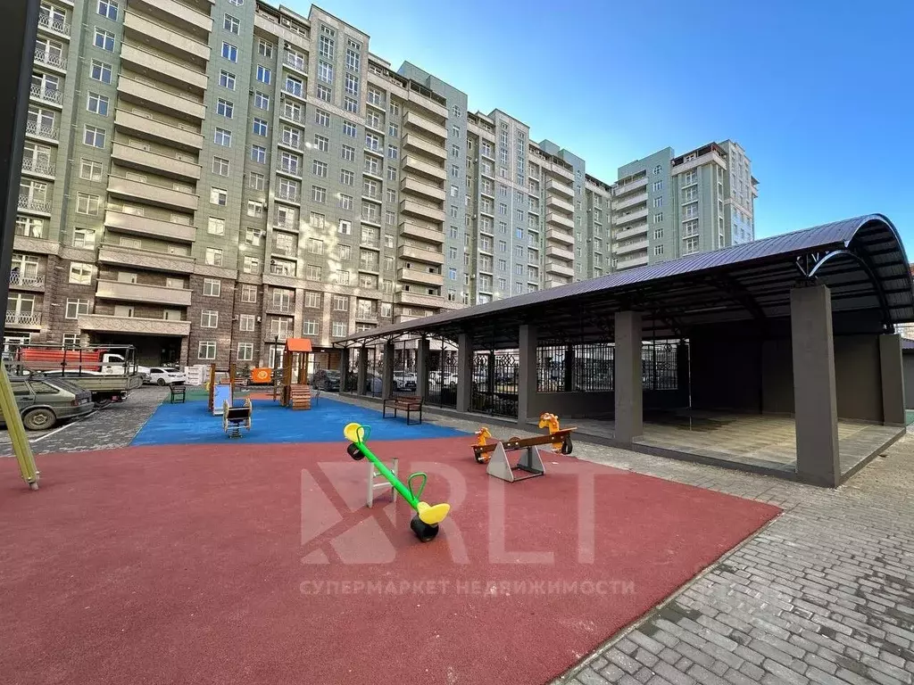 3-к кв. Дагестан, Махачкала ул. Титова, 144к3 (138.0 м) - Фото 1