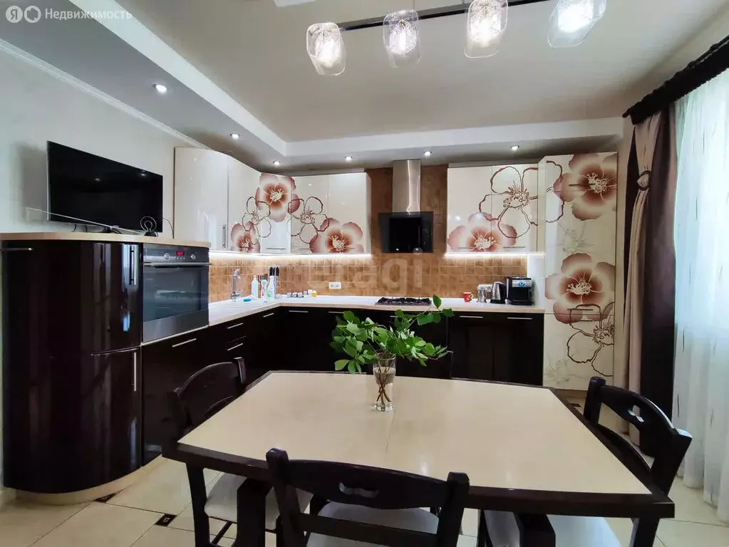 3-комнатная квартира: Пенза, улица Пушкина, 49 (139 м) - Фото 1