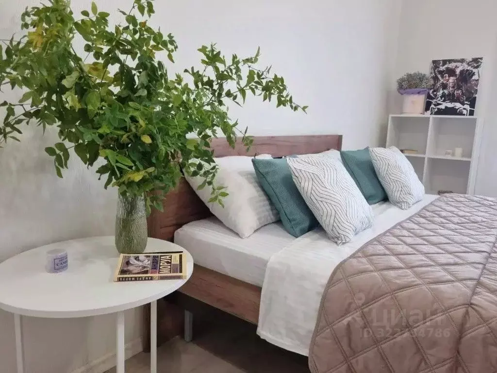 1-к кв. Свердловская область, Екатеринбург ул. Родонитовая, 35 (30.0 ... - Фото 1