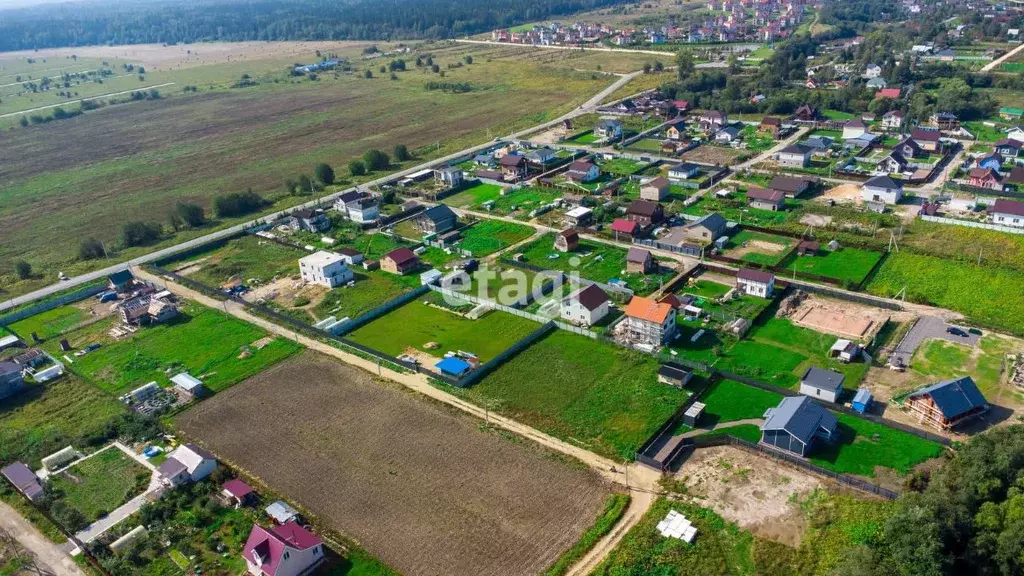 Участок в Ленинградская область, Тосненский район, Федоровское ... - Фото 0