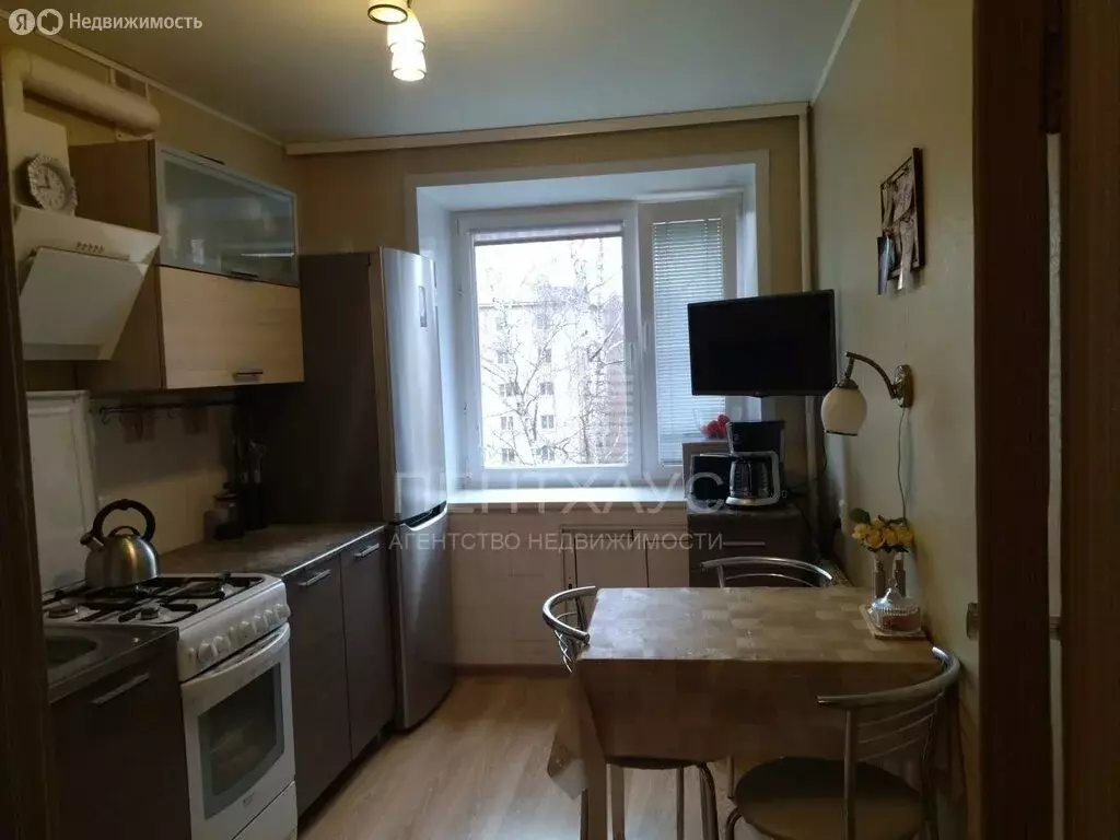 2-комнатная квартира: Владимир, Добросельская улица, 215 (57.2 м) - Фото 1