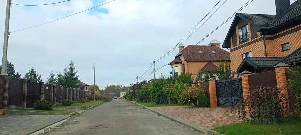 Дом в Орловская область, Орловский район, пос. Горки ул. Виноградная ... - Фото 0