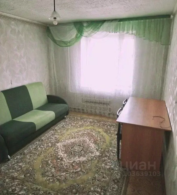 Комната Омская область, Омск ул. Дмитриева, 5/2 - Фото 0