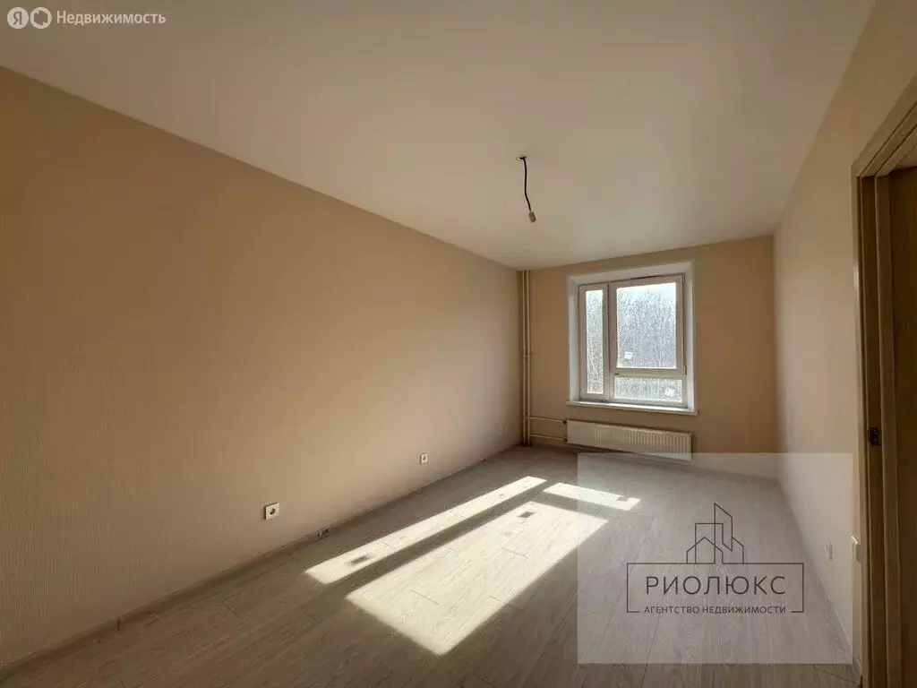 1-комнатная квартира: Челябинский городской округ, посёлок ... - Фото 1