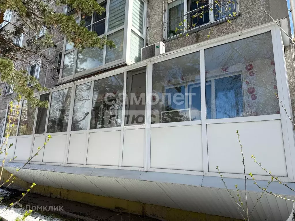 Продаётся 4-к квартира, 59 м - Фото 1