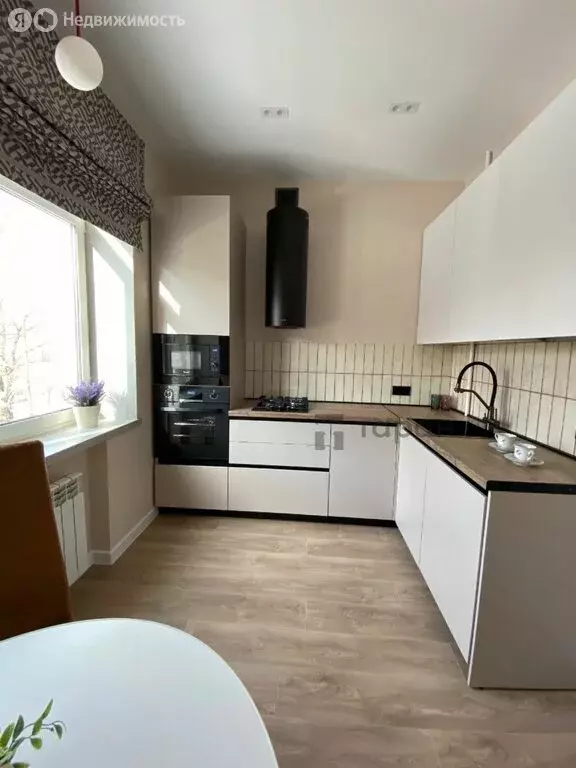 3-комнатная квартира: Челябинск, Липецкая улица, 11 (75 м) - Фото 2