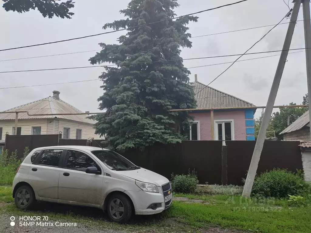 Дом в Ростовская область, Гуково Железнодорожная ул., 204А (62 м) - Фото 0