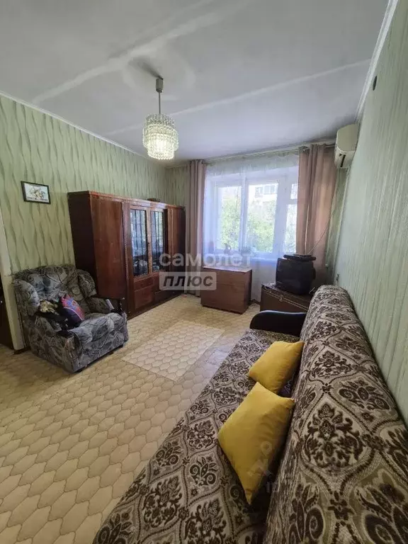 3-к кв. Волгоградская область, Волгоград ул. 64-й Армии, 75 (50.2 м) - Фото 1
