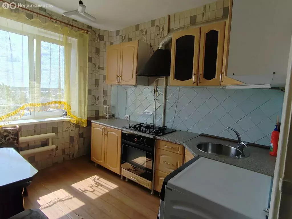 2-комнатная квартира: Нижний Тагил, улица Добролюбова, 34 (50.9 м) - Фото 1