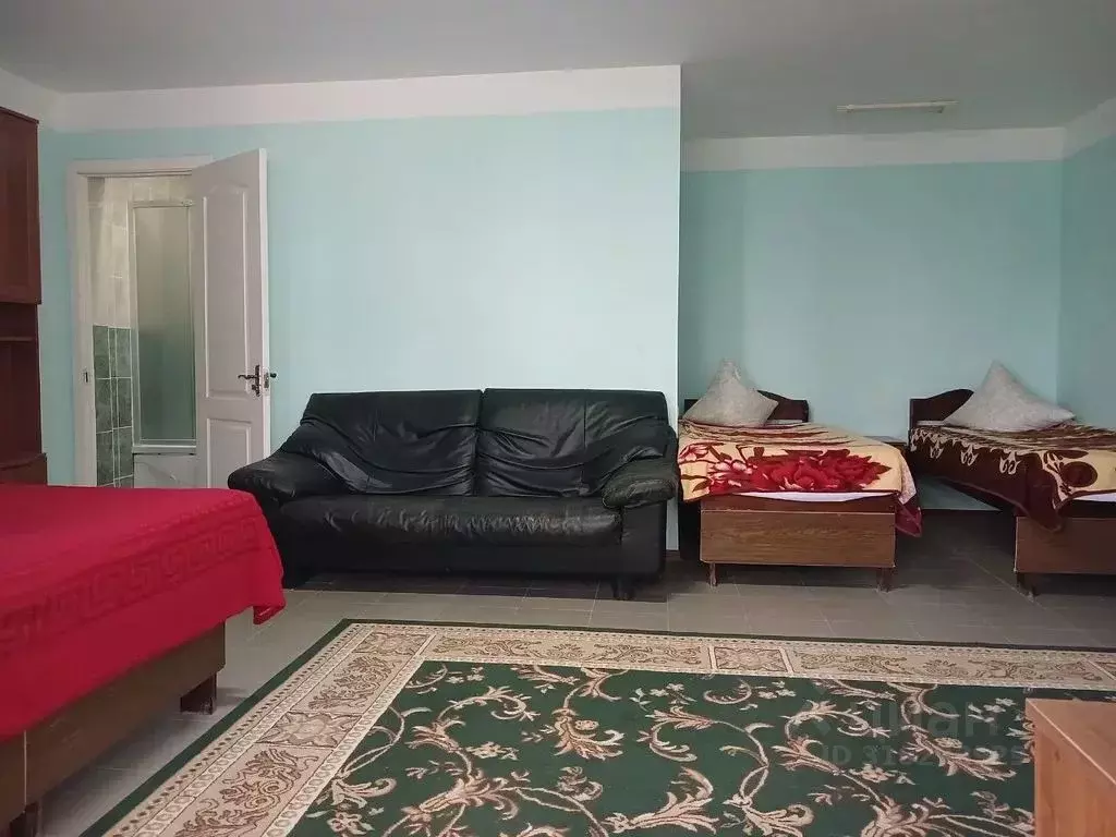 Комната Крым, Сакский район, Штормовское с/пос, с. Поповка ул. ... - Фото 0