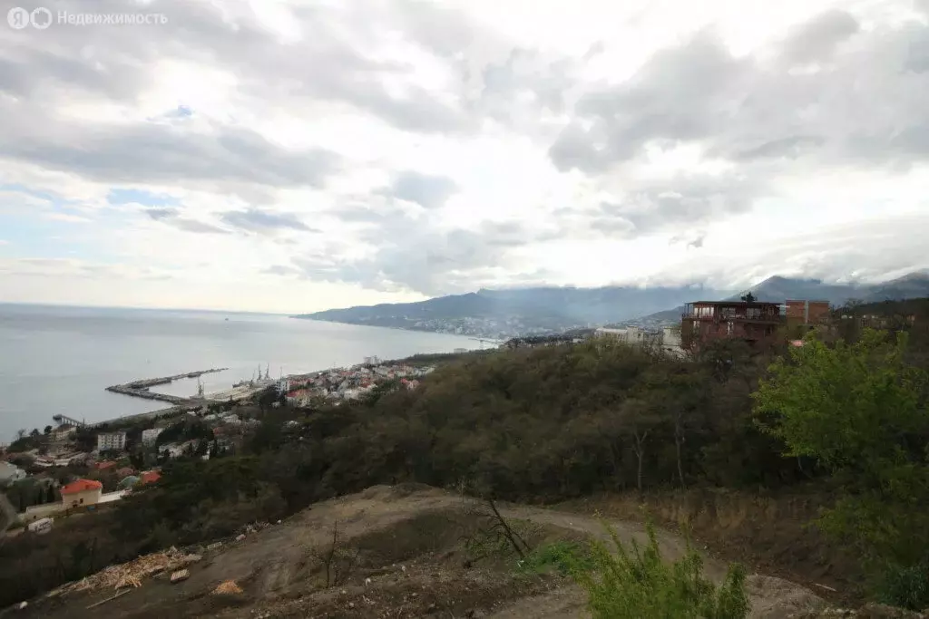 Участок в Республика Крым, муниципальный округ Ялта, посёлок ... - Фото 2