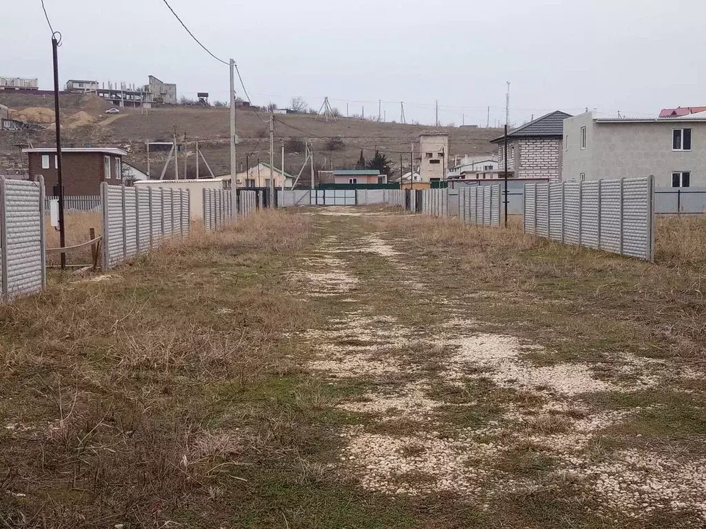 Участок в Севастополь ул. Новая (4.0 сот.) - Фото 0