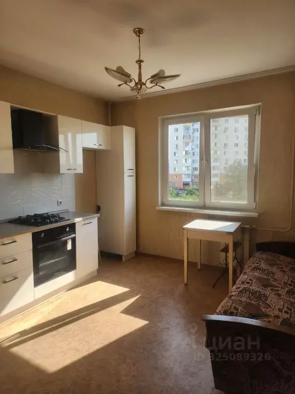 2-к кв. Саратовская область, Энгельс просп. Химиков, 3И (68.0 м) - Фото 1