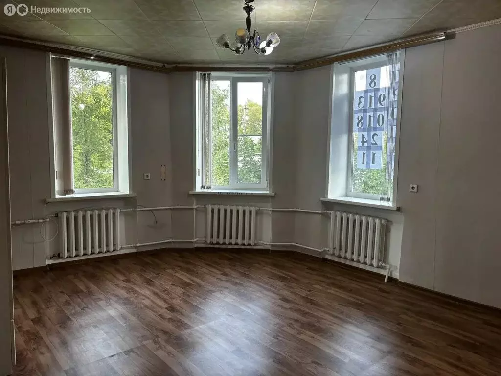 2-комнатная квартира: Барабинск, улица Кирова, 34 (54 м) - Фото 1