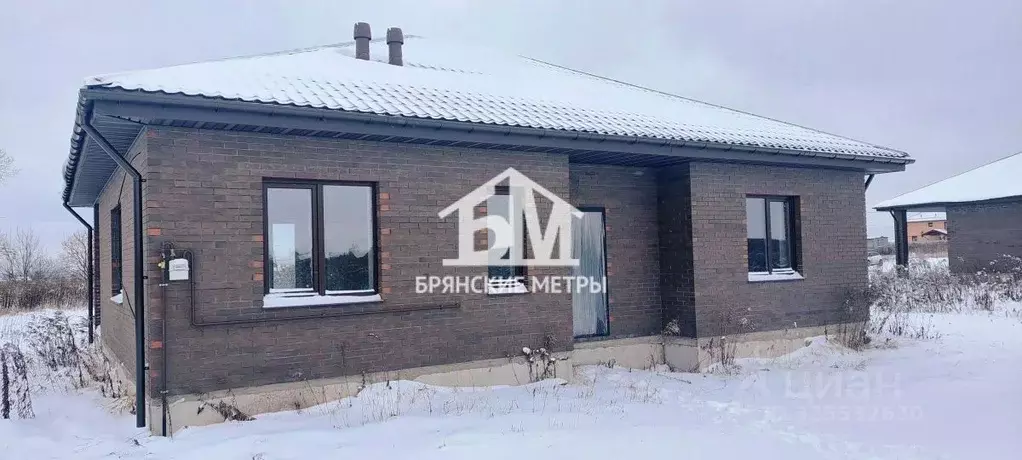 Дом в Брянская область, Брянский район, Отрадненское с/пос, с. ... - Фото 1