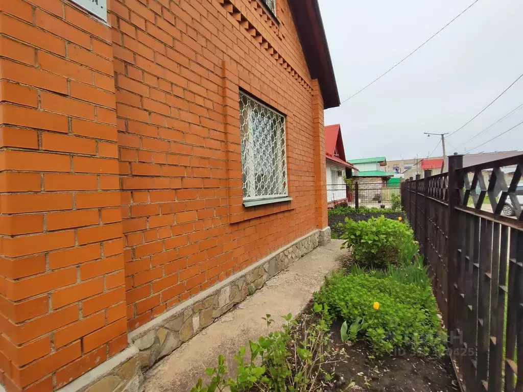Коттедж в Башкортостан, Салават Волжская ул. (200 м) - Фото 1