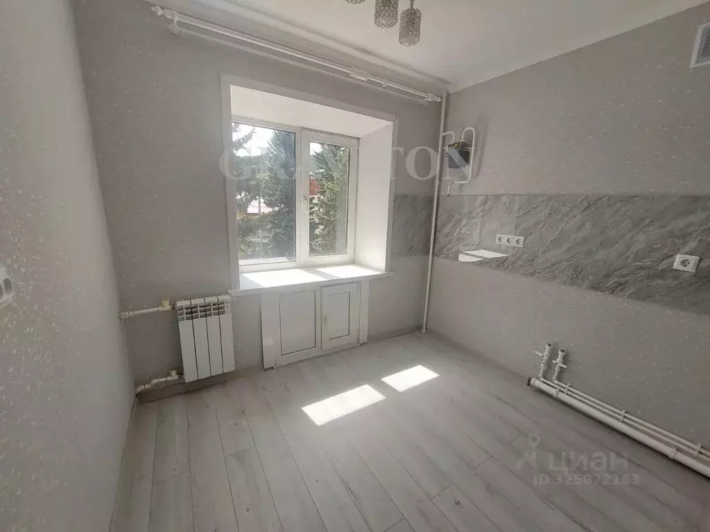 1-к кв. Алтай, Горно-Алтайск Коммунистический просп., 28 (30.1 м) - Фото 2